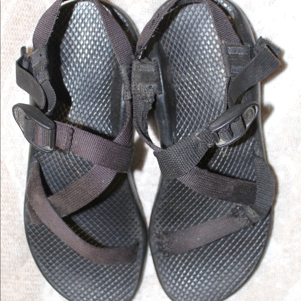 Black Women’s Z-1 Classic Chacos